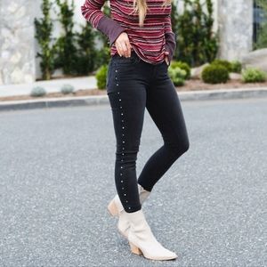 Levi's 710 Super Skinny Black studded jeans, Size 27